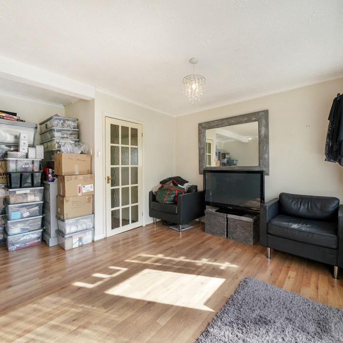 2 bedroom terraced house to rent - Photo 1