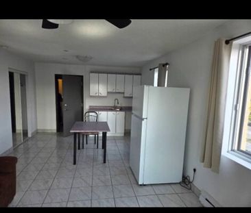 Logement Résidence étudiante De Granby - Photo 3