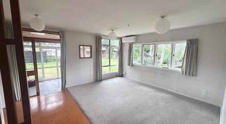 CLOSE TO CAMBRIDGE EAST SCHOOLS - Photo 4