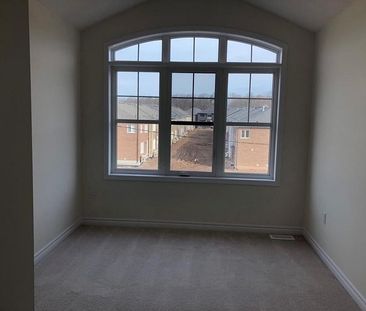 For Lease - 234 Harold Dent Trail, Oakville, Ontario - Photo 4