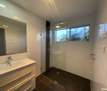 CLEAN AND MODERN LIVING! - Photo 5