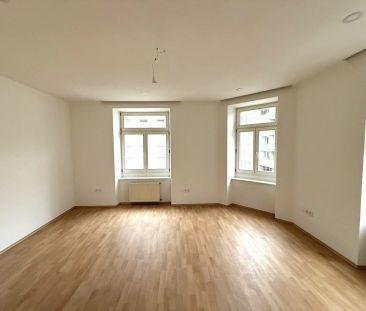 Sehr helle 2 Zimmer Wohnung im Zentrum von Favoriten - Photo 1