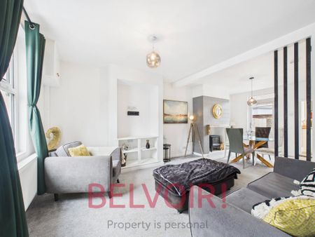 2 bedroom terraced house to rent - Photo 2