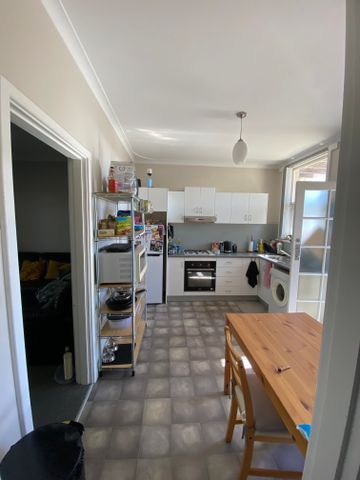 South Perth - Photo 2