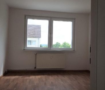 neu renovierte 4 Raum Wohnung im 2.OG - Foto 4