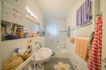 Zentral gelegene, großzügige 3-Zimmer-Wohnung in Ratingen-Mitte - Photo 5