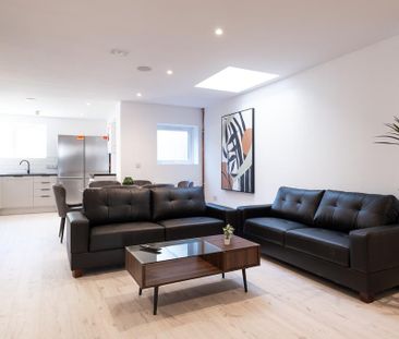 6 bedroom house of multiple occupation to rent - Photo 3