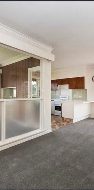 Templestowe Lower - Photo 1