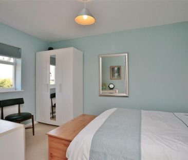 2 bedroom semi-detached house to rent - Photo 5