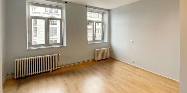 Appartement te huur in Brussel voor € 1.460 met 2 slaapkamers - Foto 1