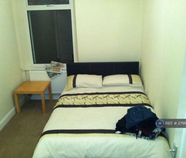 3 bedroom terraced house to rent - Photo 6