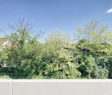 Stilvolle 2-Zimmer-Wohnung in Krems: Erstbezug mit Balkon und Fußbo... - Photo 1