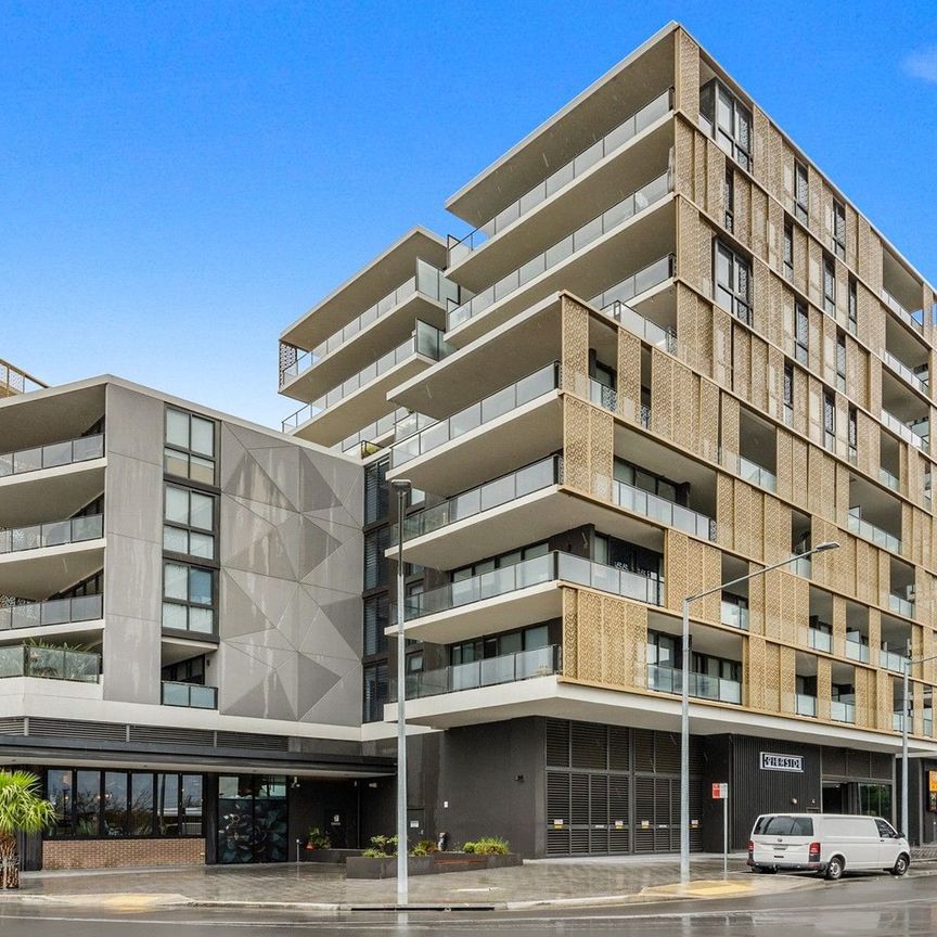 Jewel Residences&semi; Modern Waterside Living - Photo 1