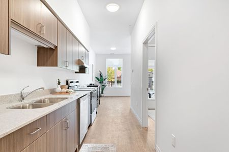For Lease - 385 Hill Street Unit# 207, London East, Ontario - Photo 4