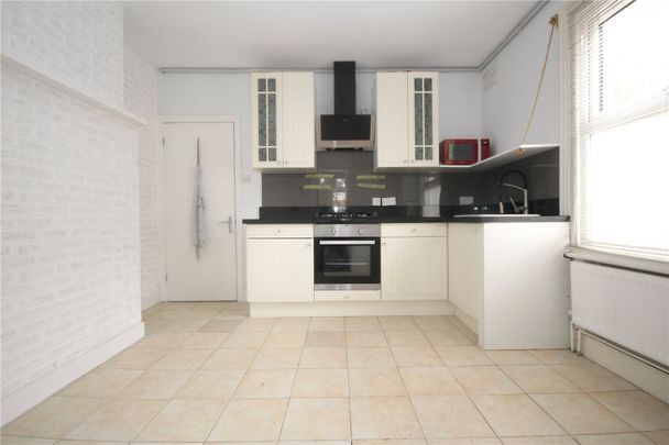 Avarn Road, London, SW17 9HA - Photo 1
