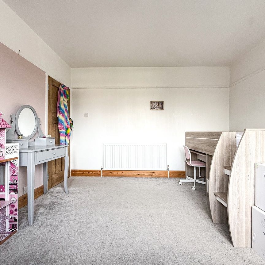 Tamar Avenue, Taunton - Photo 1