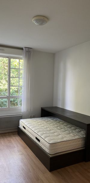 Location Appartement 1 pièce 21m² PESSAC 33600 - Photo 1