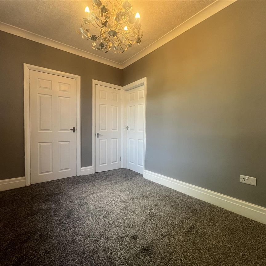 Cambridge Drive, Padiham, Burnley - Photo 1