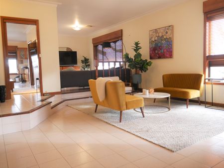 Coburg North - Photo 2