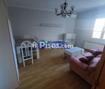 Piso en alquiler en Valdepeñas - Foto 2