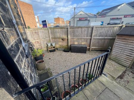 Jennetts Crescent, Otley, LS21 3EB - Photo 3