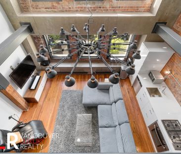 Condo in Downtown Vancouver, BC - Photo 3