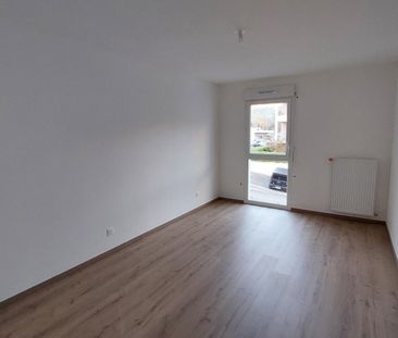 location Appartement T3 DE 65.44m² À CLUSES - Photo 6