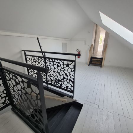 Location Appartement 1 pièce 27m² ST AMAND LES EAUX 59230 - Photo 3