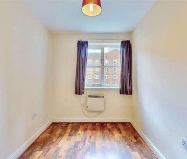 Holstock Road, Ilford, IG1 - Photo 4