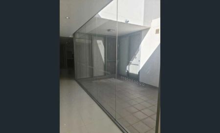 “3 BEDROOMS IN PRIME LOCATION OF HURSTVILLE” - Photo 2