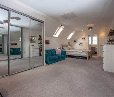 5 bedroom detached house to rent - Photo 4