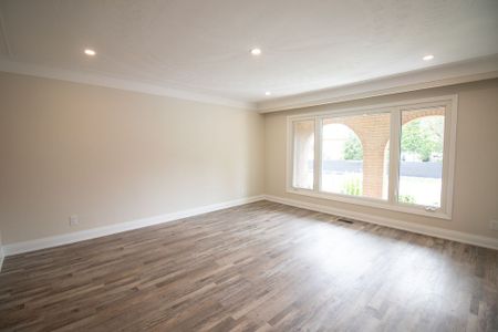For Lease - 510 Queen Victoria Drive Unit# Main, Hamilton, Ontario - Photo 4