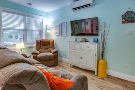 For Lease - 339 Eastwood Avenue Unit# FRONT, Fort Erie, Ontario - Photo 4