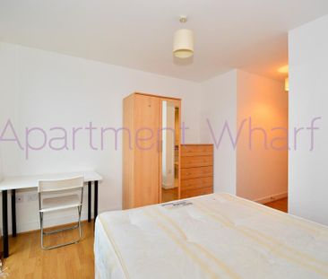 1 bedroom in a flat share to rent - Photo 2