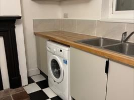 Room in a Shared House, Over St, BN1 - Photo 5