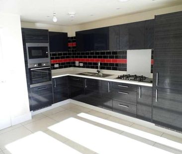 Kesteven Way, Little Stanion, Corby, Northants, NN18 - Photo 6