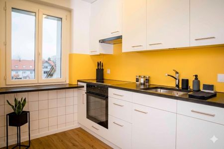 Einziehen und Wohlfühlen: Wohnung mit grossem Balkon - Photo 4