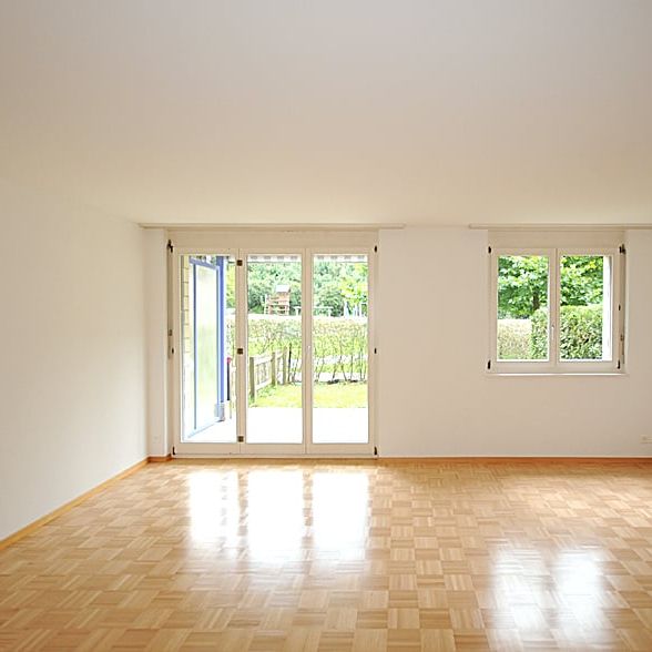 "In the green and yet close to the center!" - Photo 1