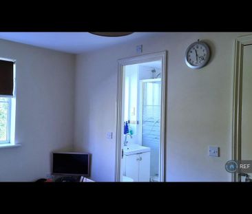 6 bedroom end of terrace house to rent - Photo 2