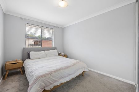 Double Brick Apartment in the Heart of Baulkham Hills - Photo 3