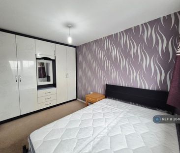 3 bedroom terraced house to rent - Photo 6