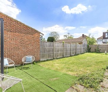 Powder Mill Lane, Twickenham, TW2 6EG - Photo 2