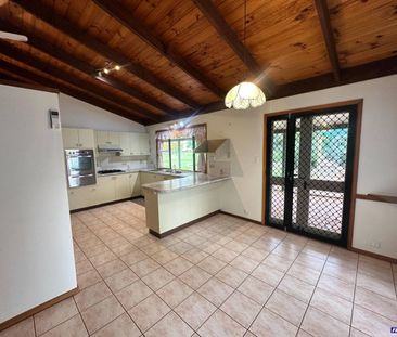 Large Home on a 1 Acre block with great shed! - Photo 6