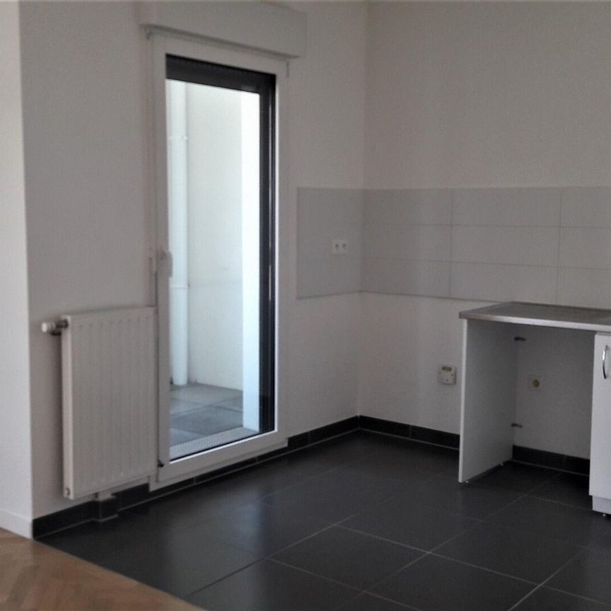 location Appartement T3 DE 65.9m² À VELIZY-VILLACOUBLAY - Photo 1