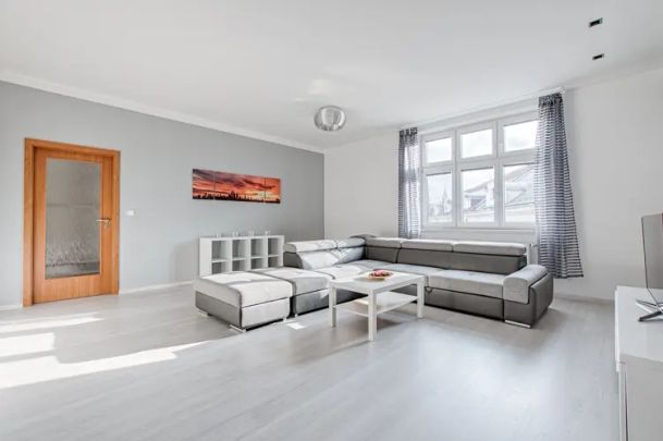 Pronájem moderního bytu s nadstandardní lodžií v centru Ostravy, OV, 4+1, 122 m - Photo 1