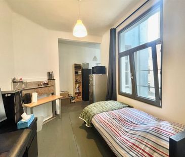 Gemeubelde studentenkamer met badkamer - Photo 2