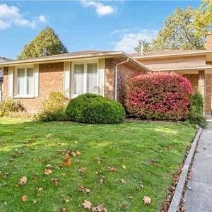 For Lease - 6059 Tampa Court, Niagara Falls, Ontario - Photo 2