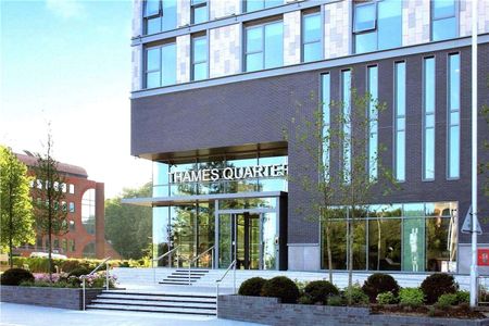 ** 2 WEEKS RENT FREE FOR JANUARY MOVE INS ** A 4th floor apartment to rent at the iconic Thames Quarter building, with superb on site resident amenities. - Photo 5