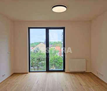 Pronájem bytu 1+kk 32 m² - Photo 1