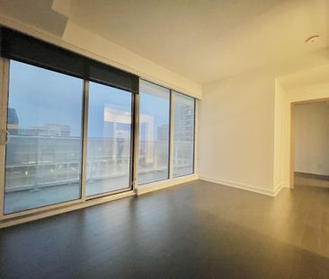 For Lease - 19 Bathurst Street Unit# 1211, Toronto, Ontario - Photo 1